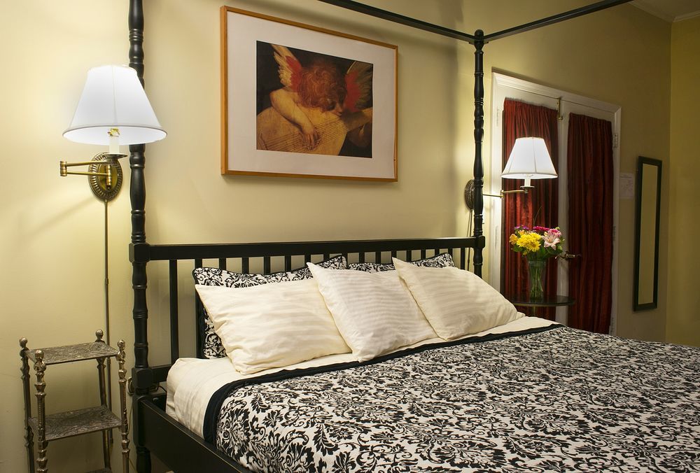 Wicker Park Inn Chicago Exterior photo